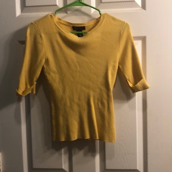 yellow tight fitting top - Picture 1 of 1